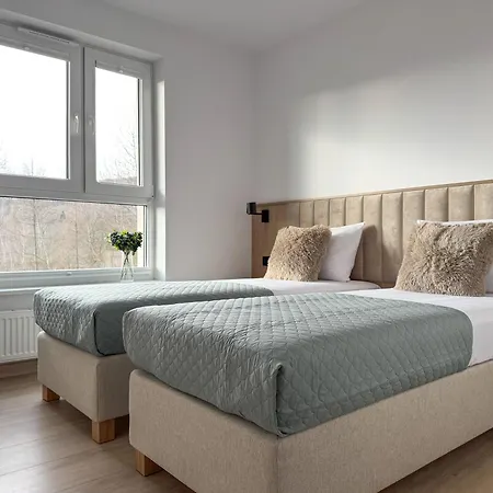 Jelenie Okno Apartment *