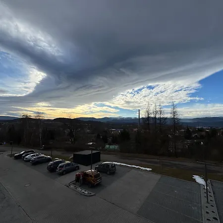 Jelenie Okno Apartment *