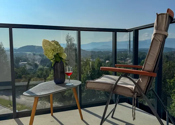 Jelenie Okno Apartment